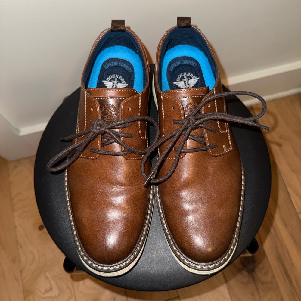 Dockers Men's Tan Leather Oxfords